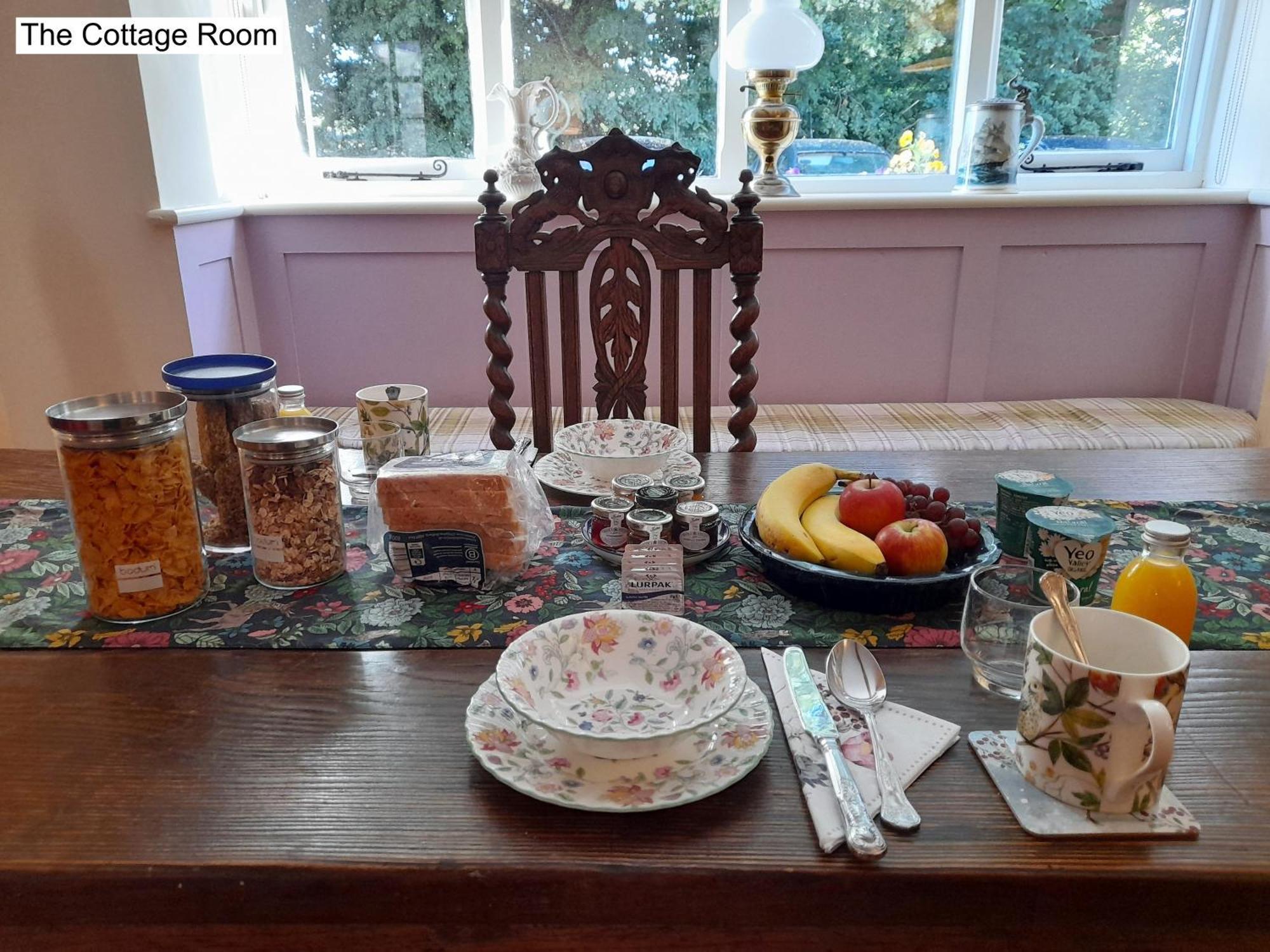 Cotswold Cottage Bed & Breakfast Luckington Zewnętrze zdjęcie